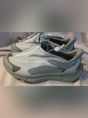 HOKA Project Transport Sneaker Women’s 
Sz 9 NWB